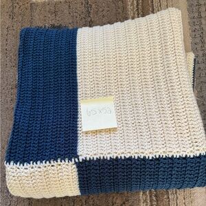 Navy and Cream Knitted Throw Blanket